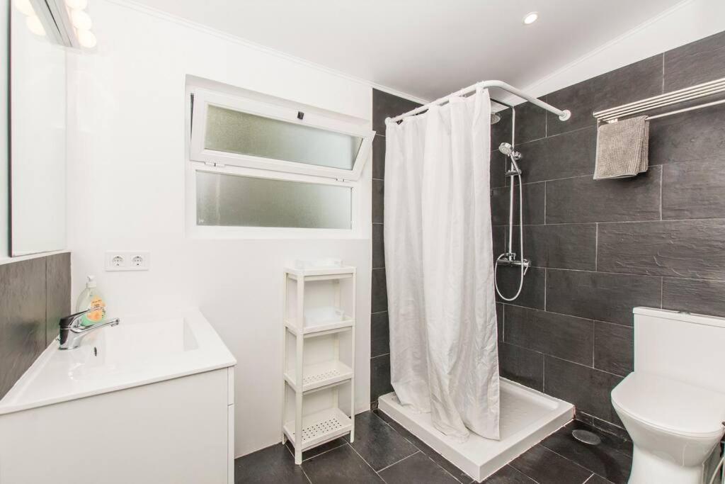 Apartment Near The Beach With Big Terrace Setúbal Buitenkant foto