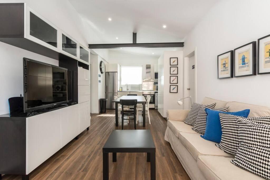 Apartment Near The Beach With Big Terrace Setúbal Buitenkant foto